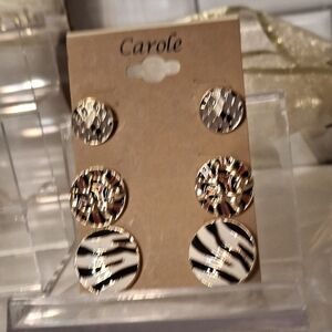 #2 3 pack of stud earrings NWT